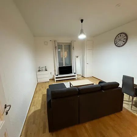 Lägenhet Cozy Studio In The Heart Of